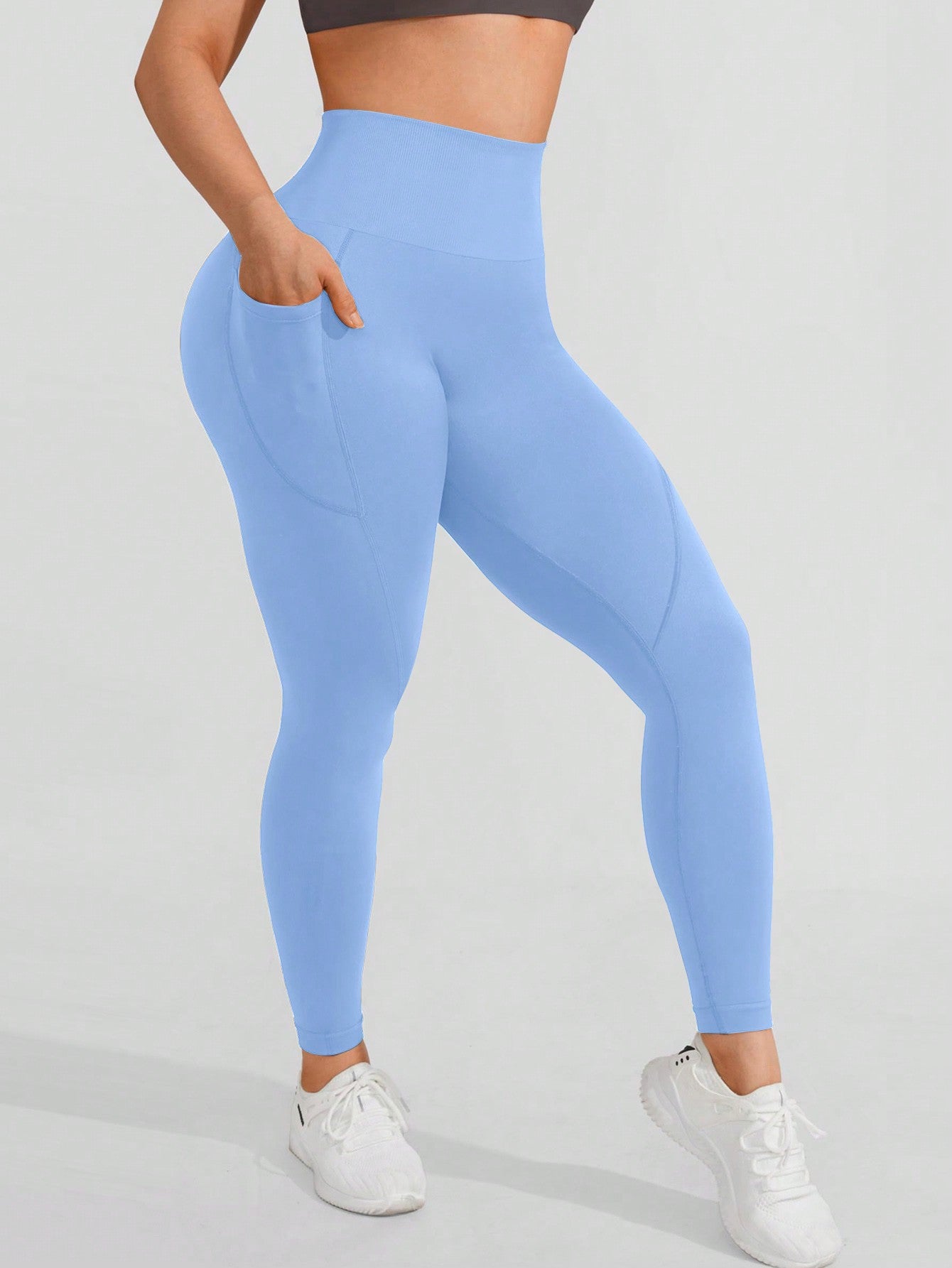 Calça Legging Sem Costura Com Bolsos Modeladora