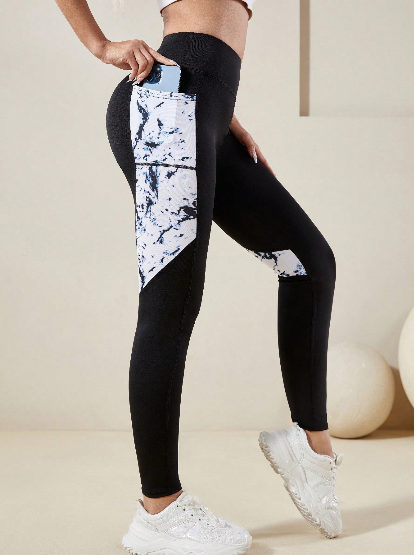 Calça Legging Bicolor Cintura Alta Com Bolsos Laterais