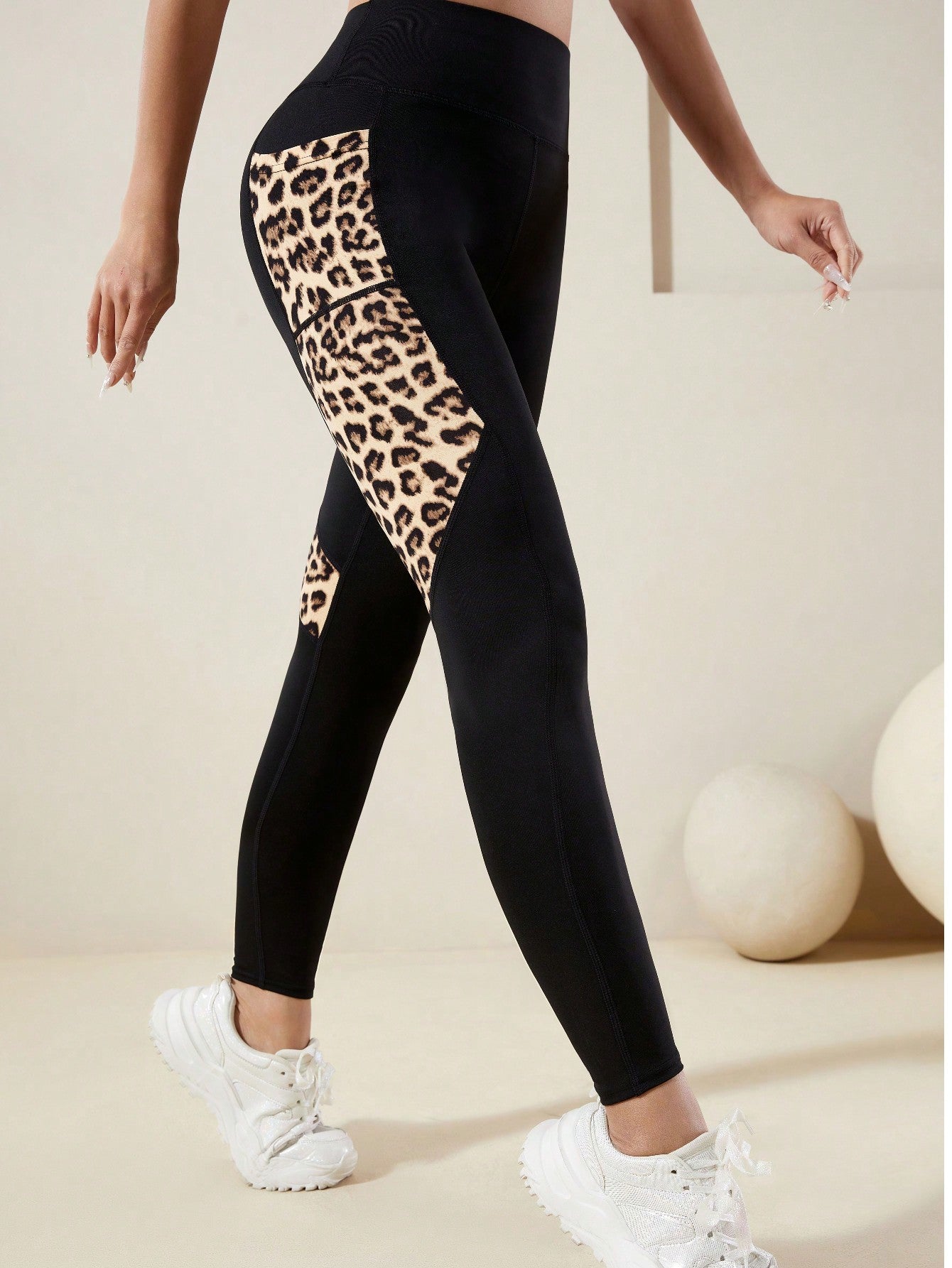 Calça Legging Bicolor Cintura Alta Com Bolsos Laterais
