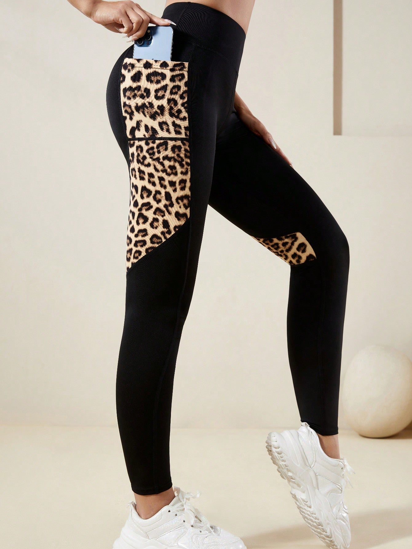 Calça Legging Bicolor Cintura Alta Com Bolsos Laterais