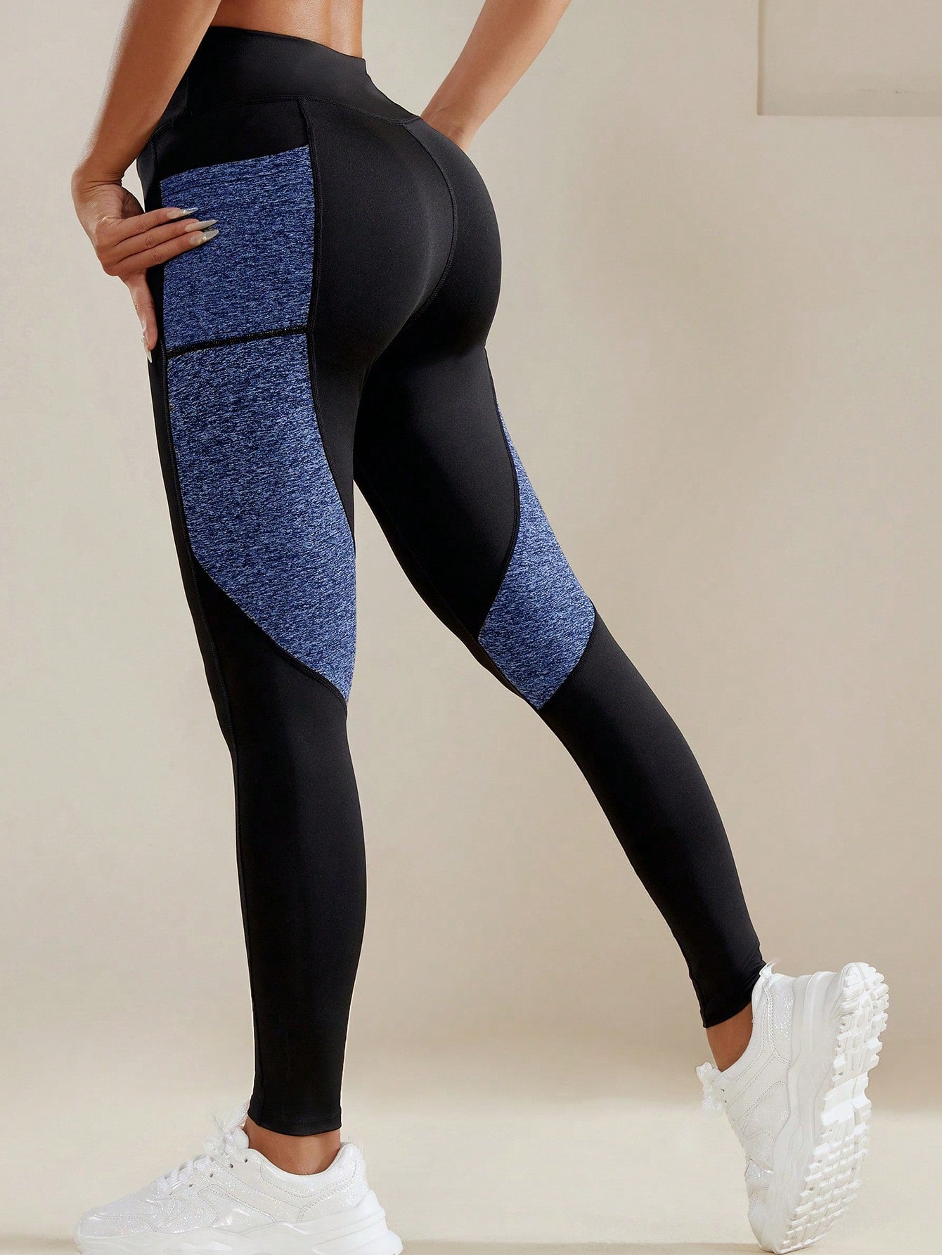 Calça Legging Bicolor Cintura Alta Com Bolsos Laterais