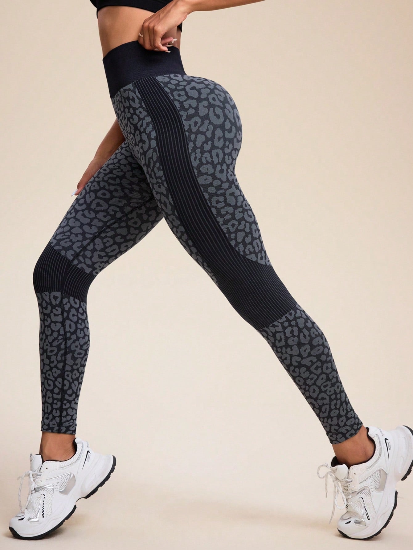Calça Legging Animal Print Sem Costura Com Compressão