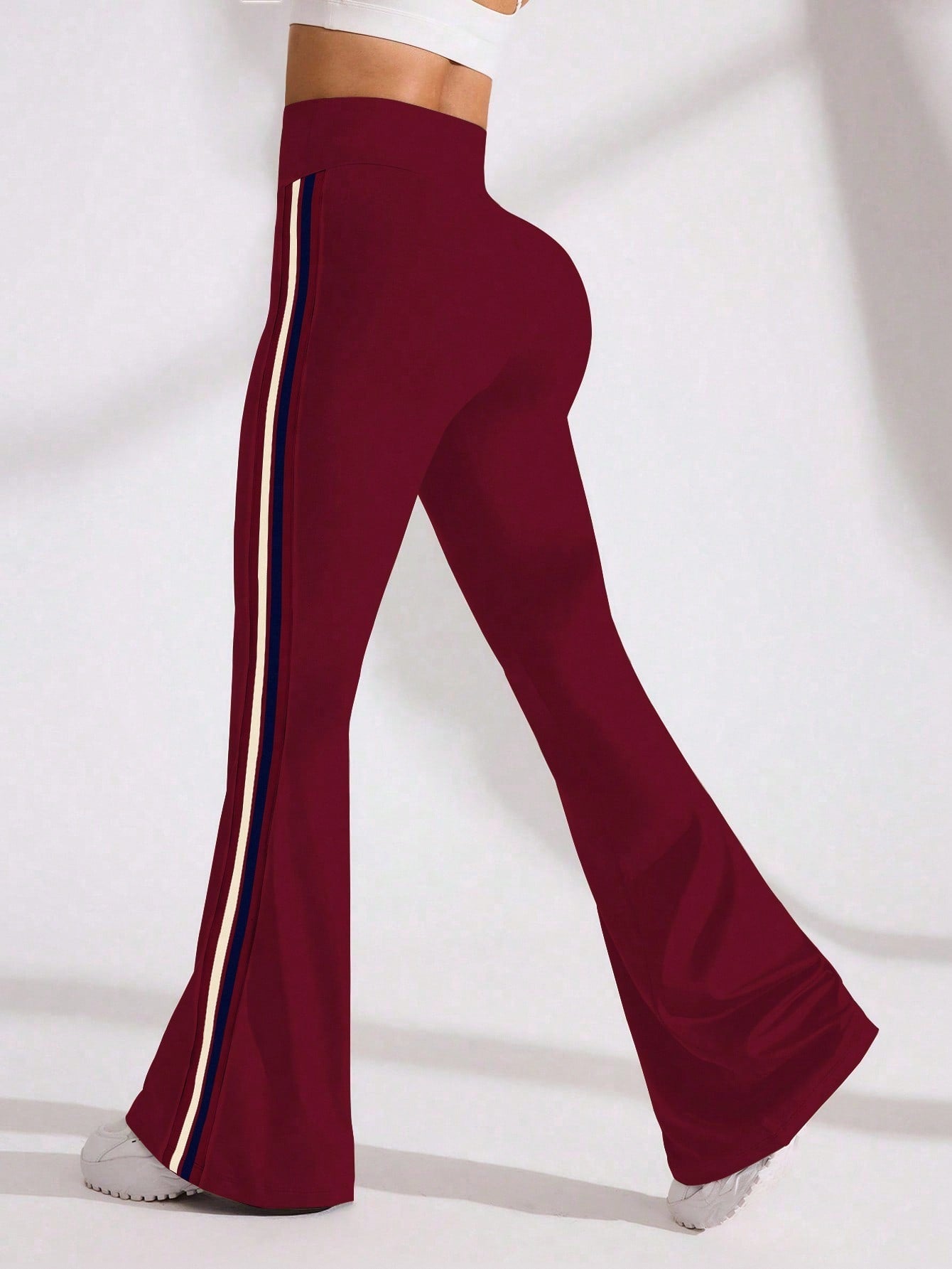 Calça Legging Fashion Flare Com Listras Laterais Duplas