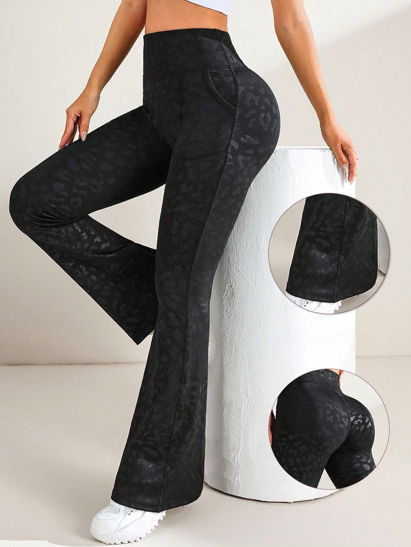 Calça Legging Flare Fitness Estampada Com Bolsos Laterais