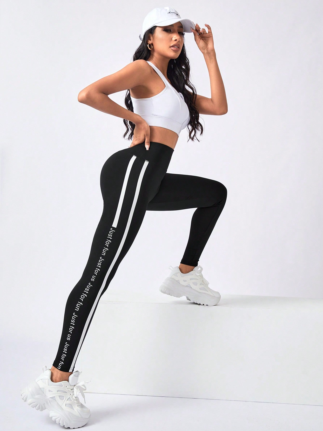 Calça Legging Cintura Alta Com Faixa Lateral Estilo Fitness