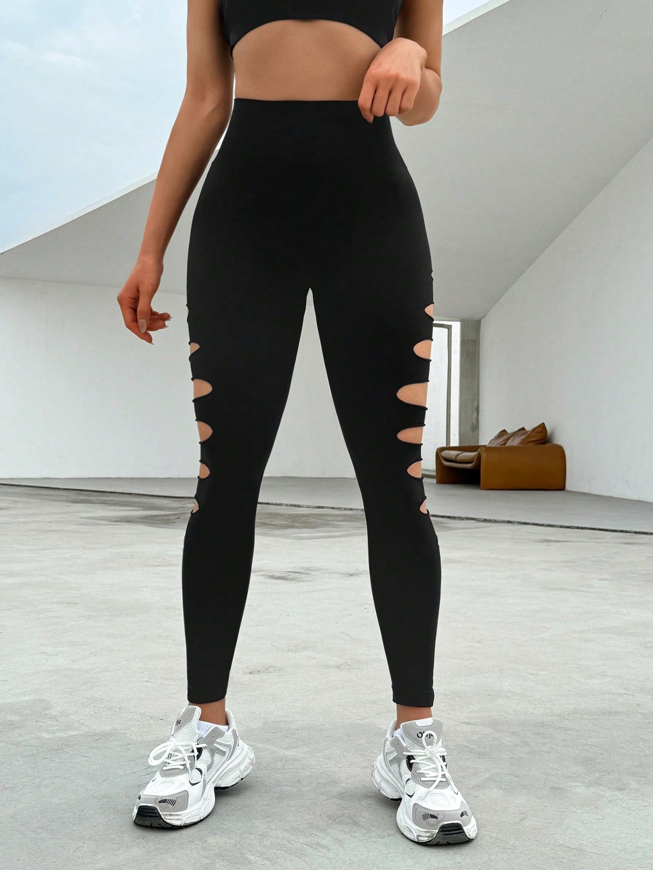 Calça Legging Sem Costura Com Recortes Vazados Fashion