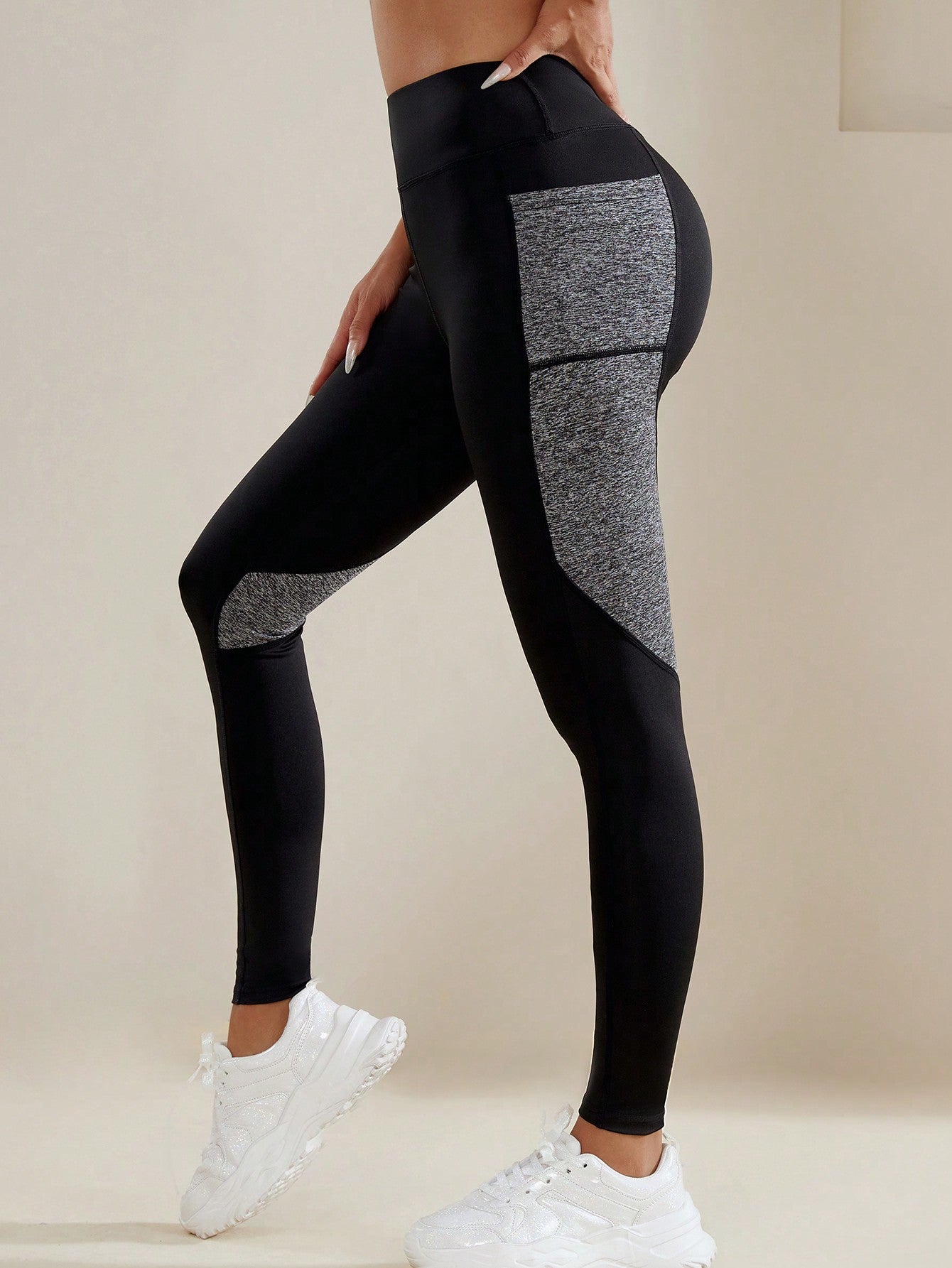 Calça Legging Bicolor Cintura Alta Com Bolsos Laterais