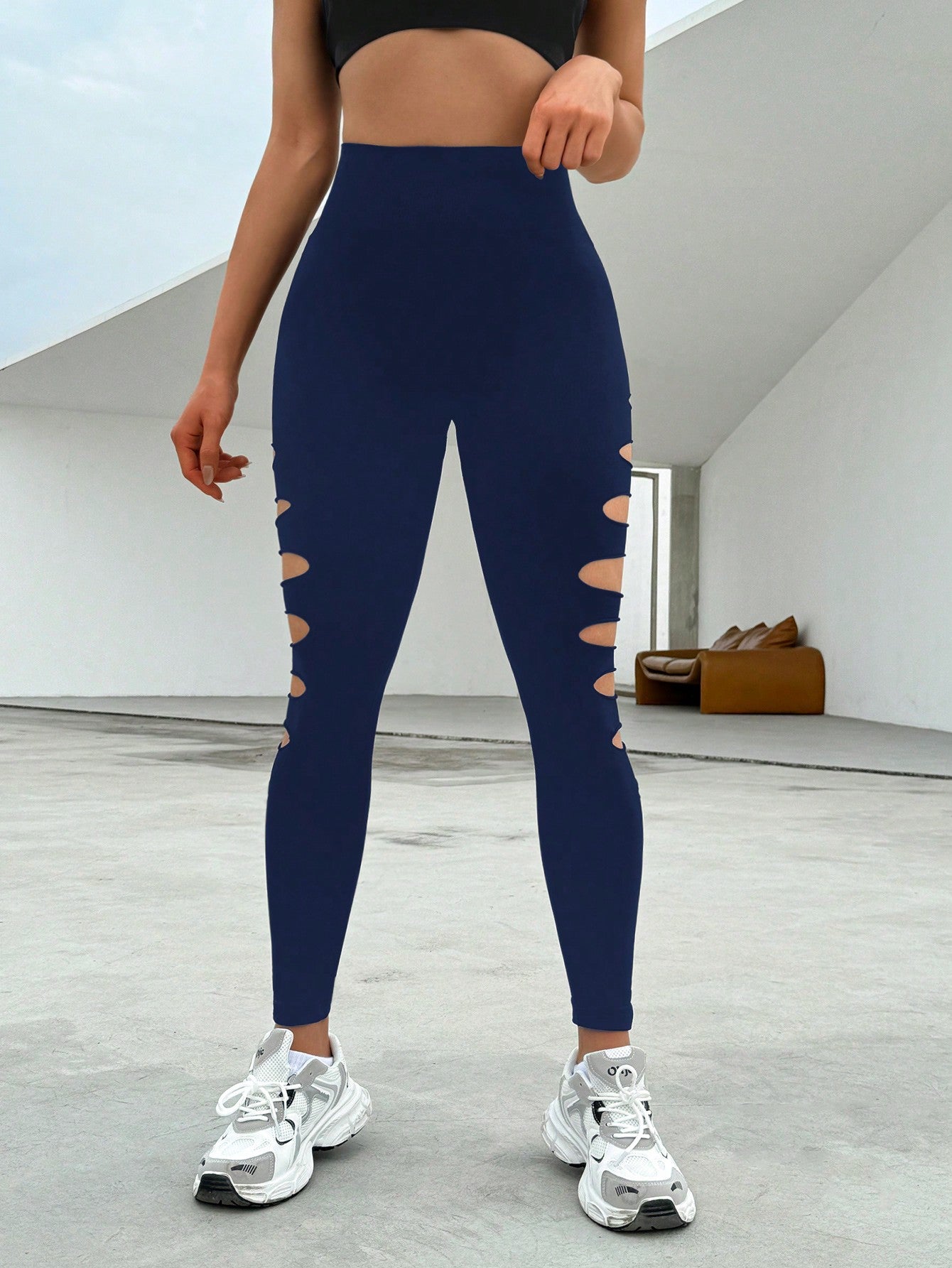 Calça Legging Sem Costura Com Recortes Vazados Fashion