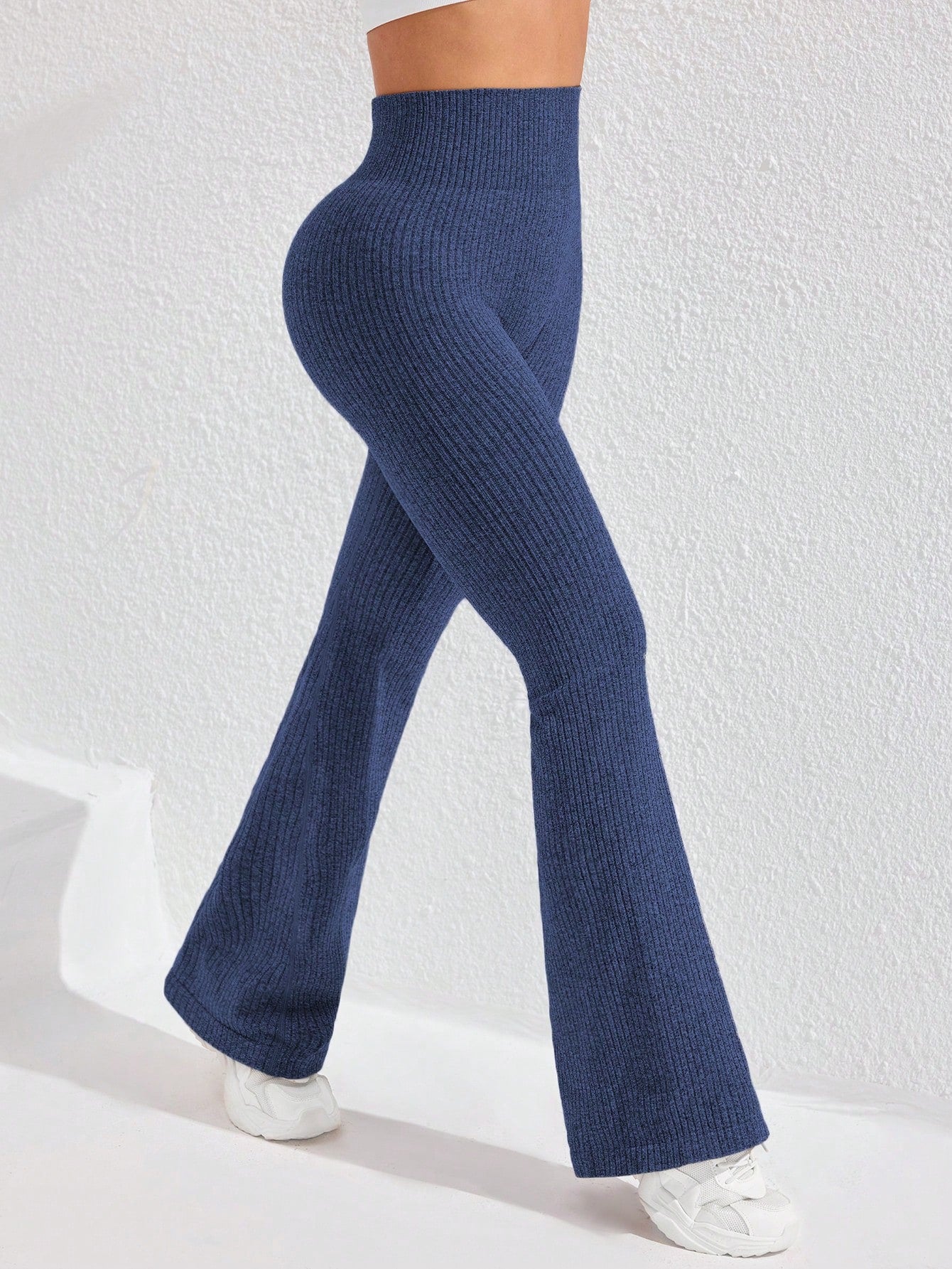 Calça Legging Flare Feminina Canelada Cintura Alta Sem Costura