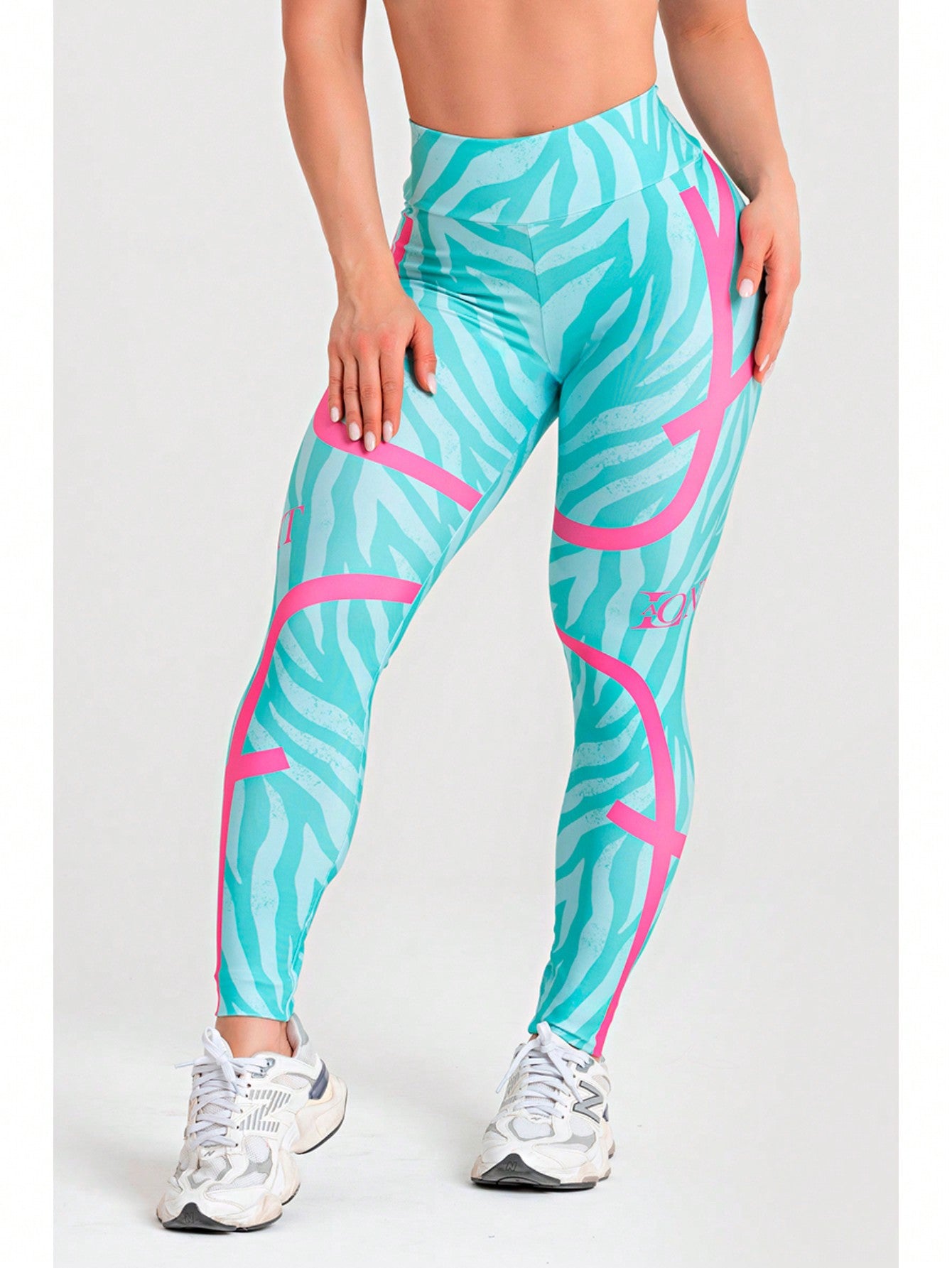 Calça Legging Estampada Fashion Com Recortes Contrastantes