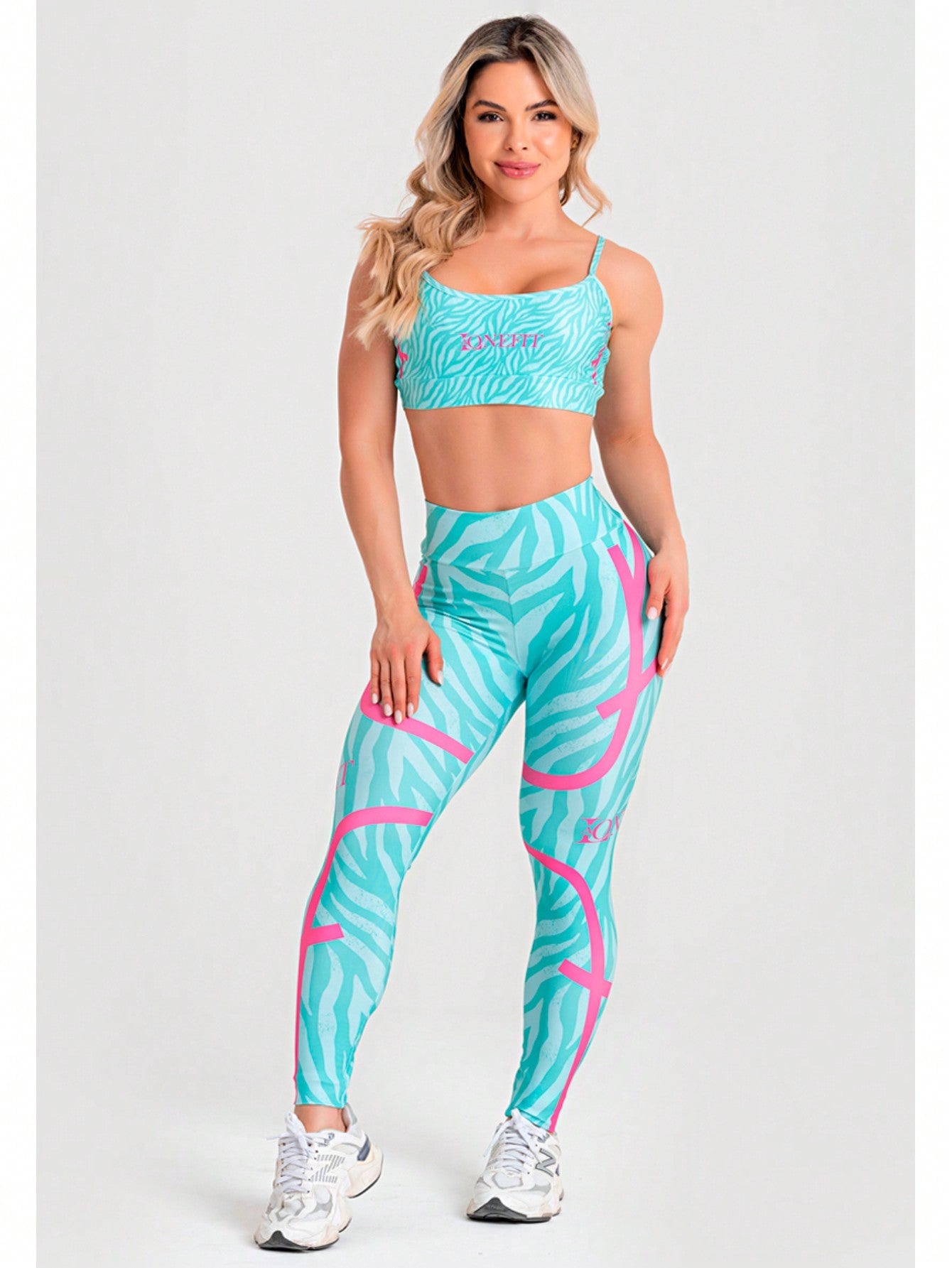 Calça Legging Estampada Fashion Com Recortes Contrastantes