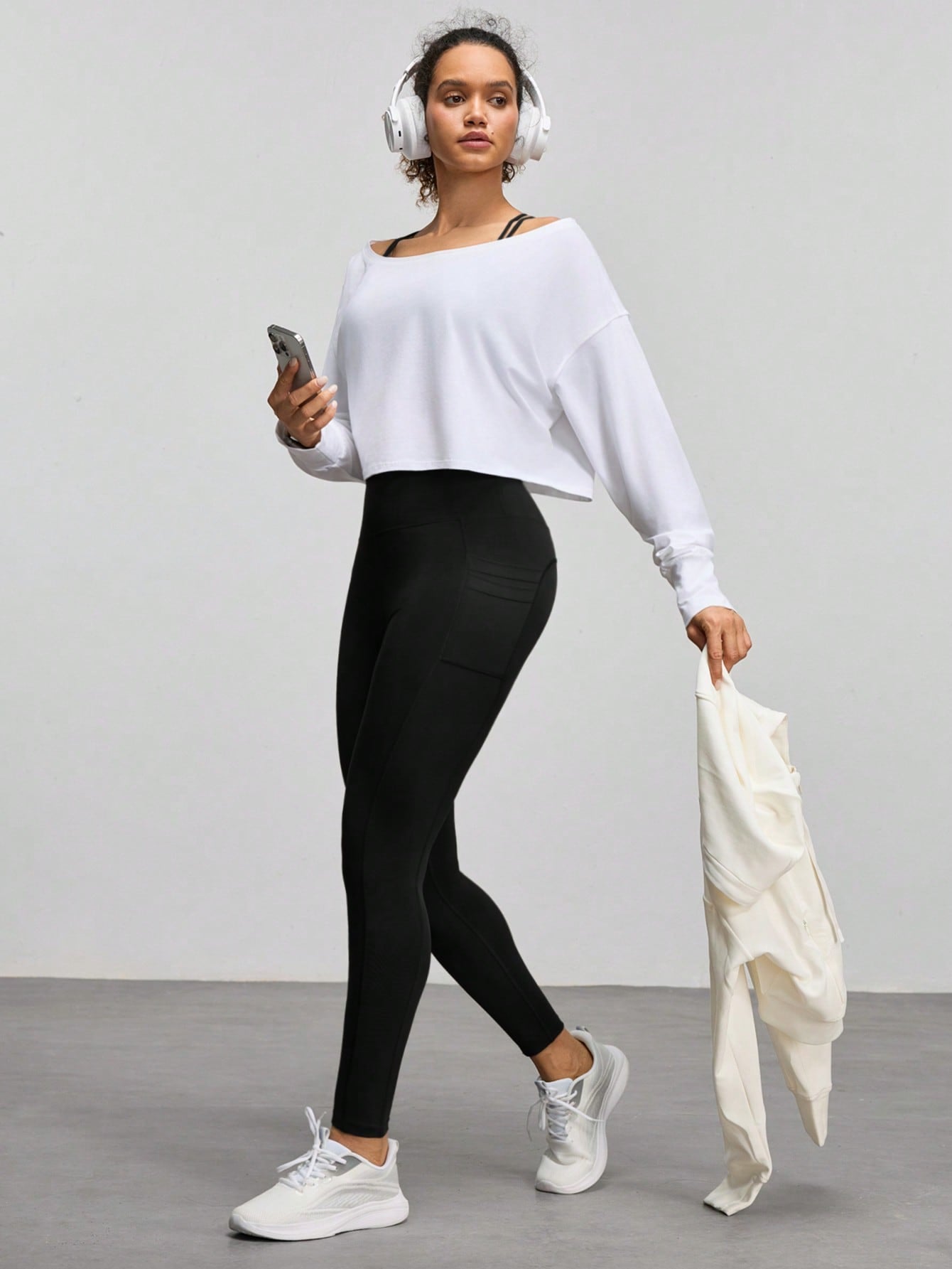 Calça Legging Fitness com Bolsos Laterais e Cintura Alta