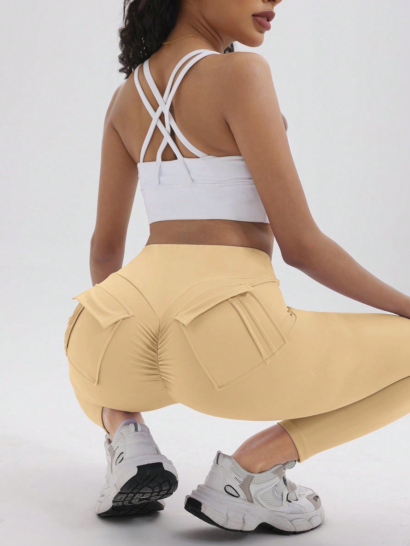 Calça Legging Empina Bumbum Com Bolsos Laterais