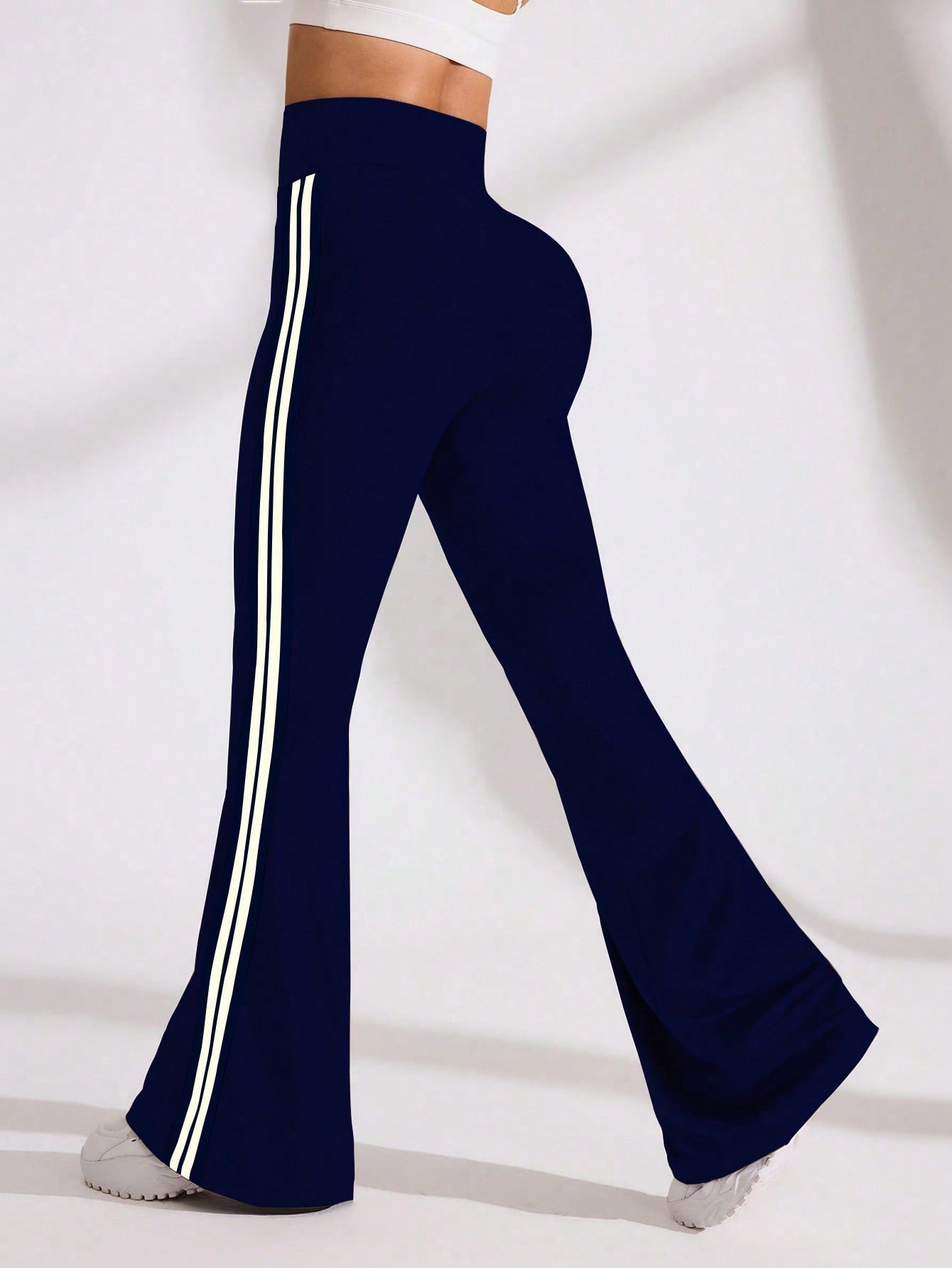 Calça Legging Fashion Flare Com Listras Laterais Duplas