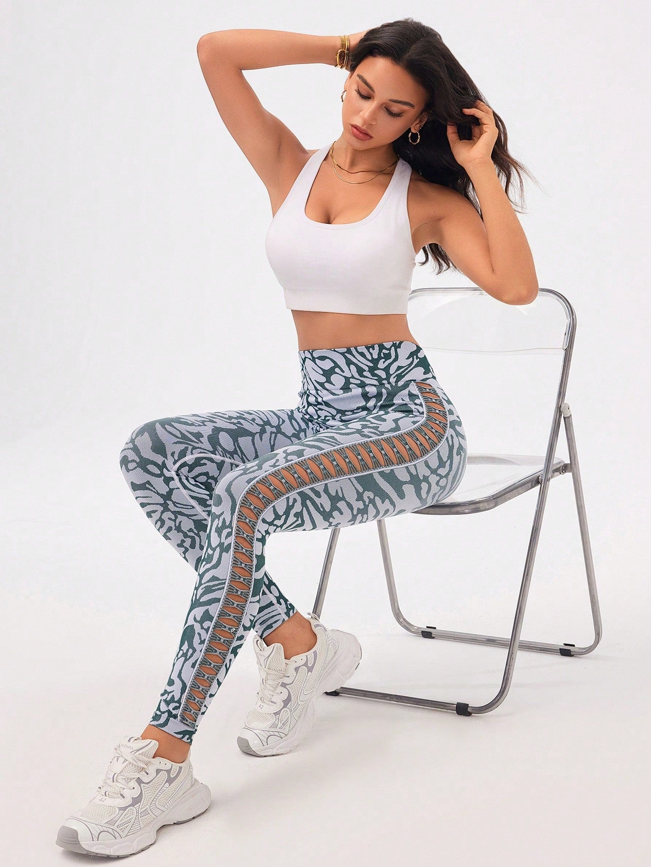 Calça Legging Estampada Sem Costura Com Recortes Laterais