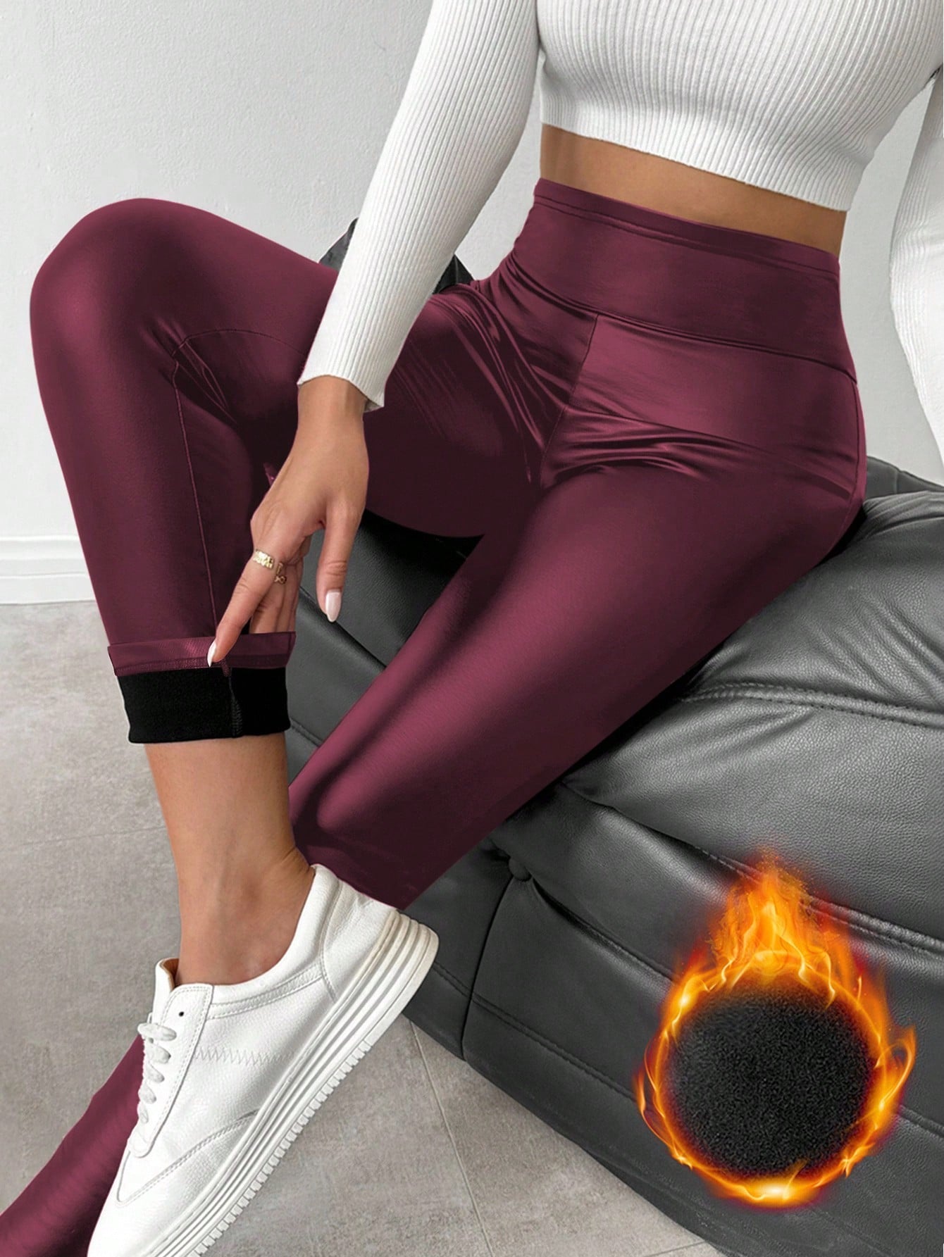 Calça Legging Térmica Estilo Couro Fake inverno Forrada