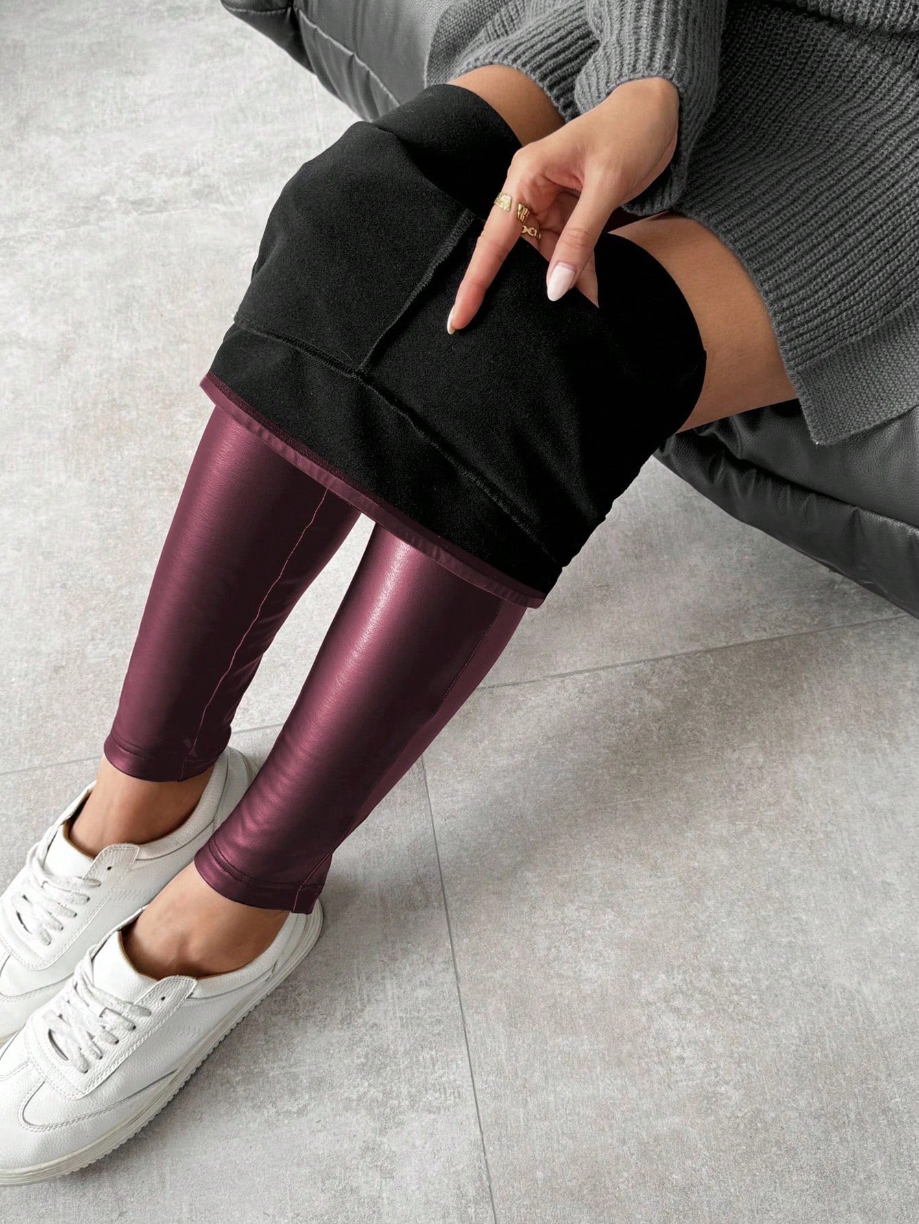 Calça Legging Térmica Estilo Couro Fake inverno Forrada