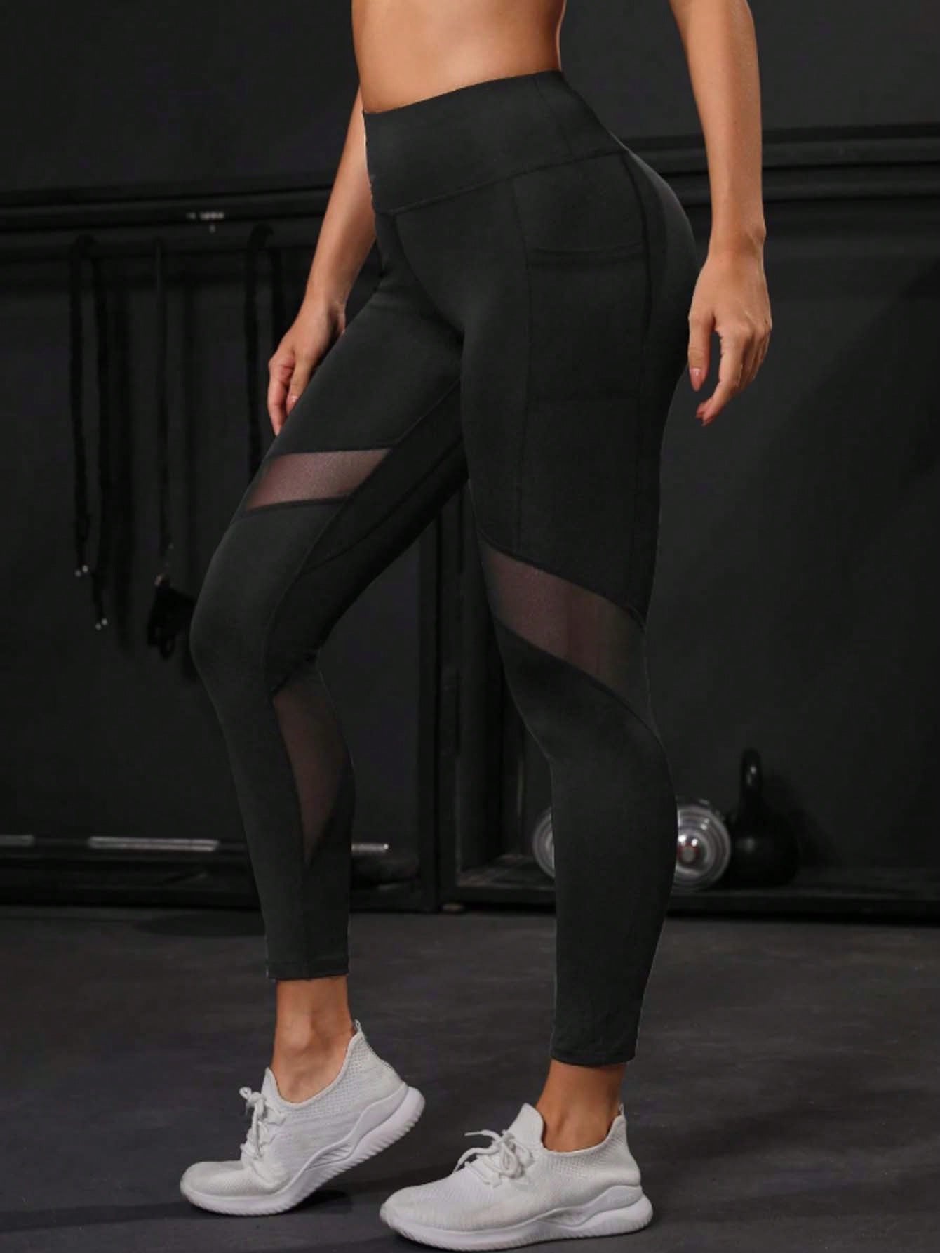 Calça Legging Feminina com Tule e Cintura Alta