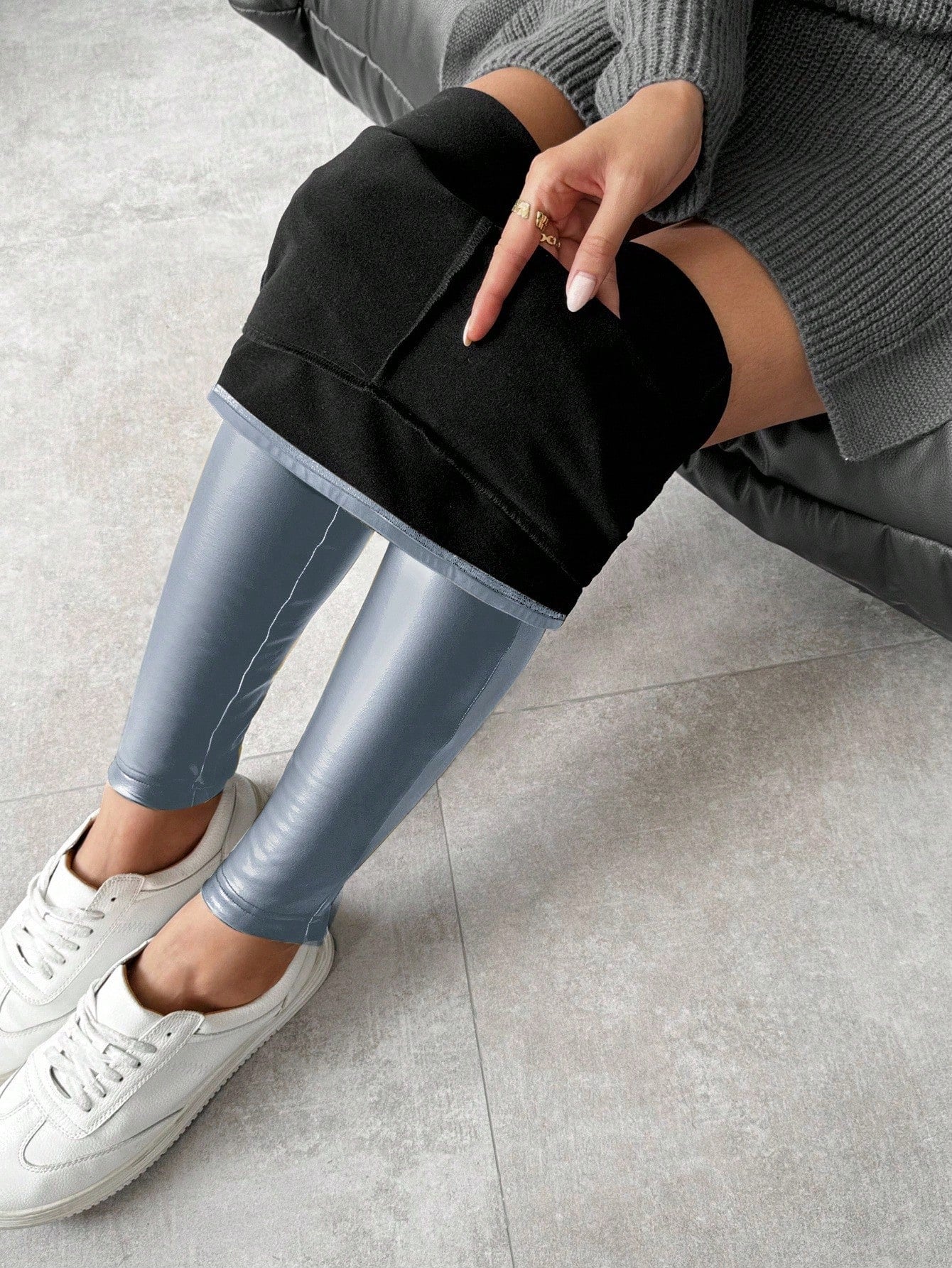 Calça Legging Térmica Estilo Couro Fake inverno Forrada