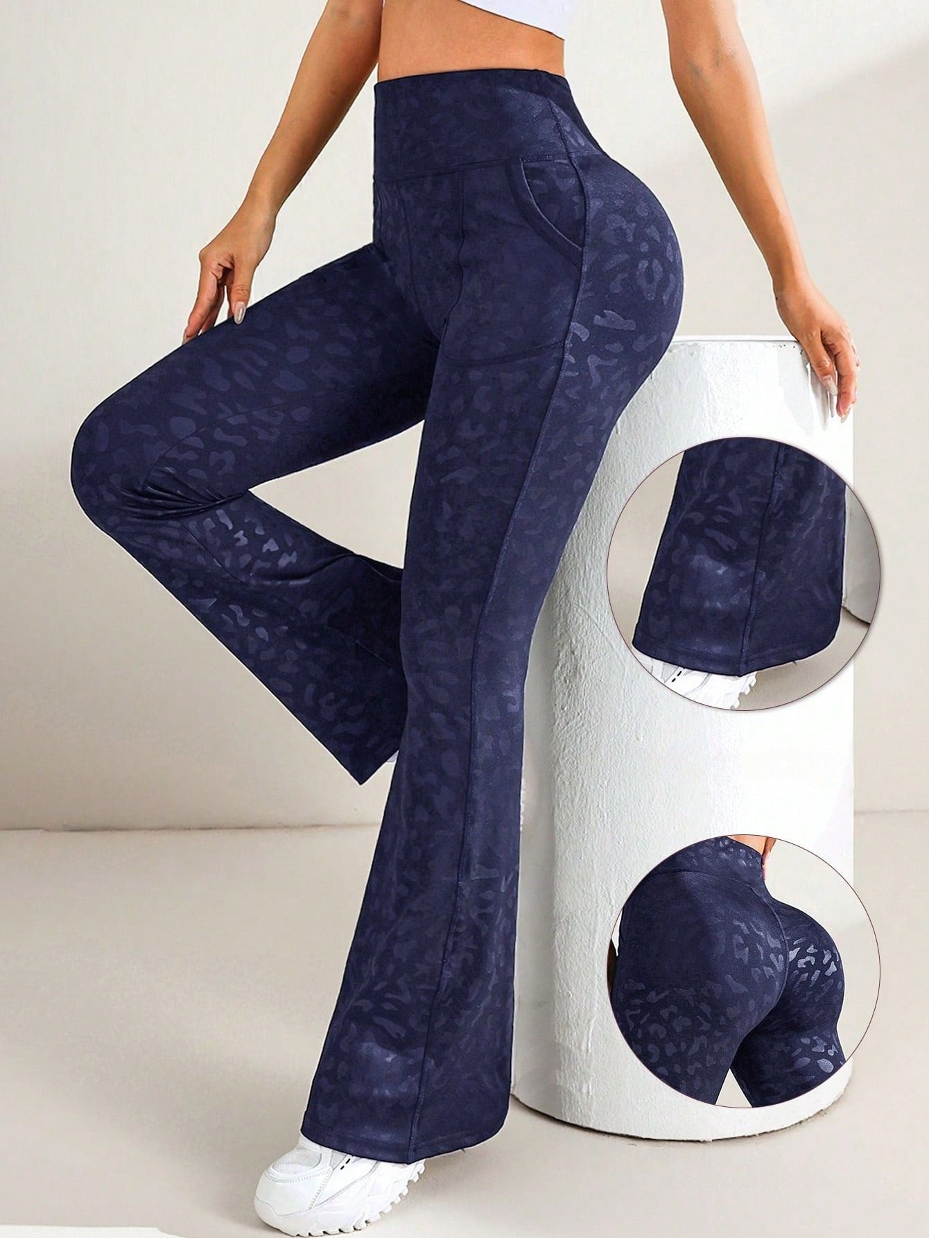 Calça Legging Flare Fitness Estampada Com Bolsos Laterais