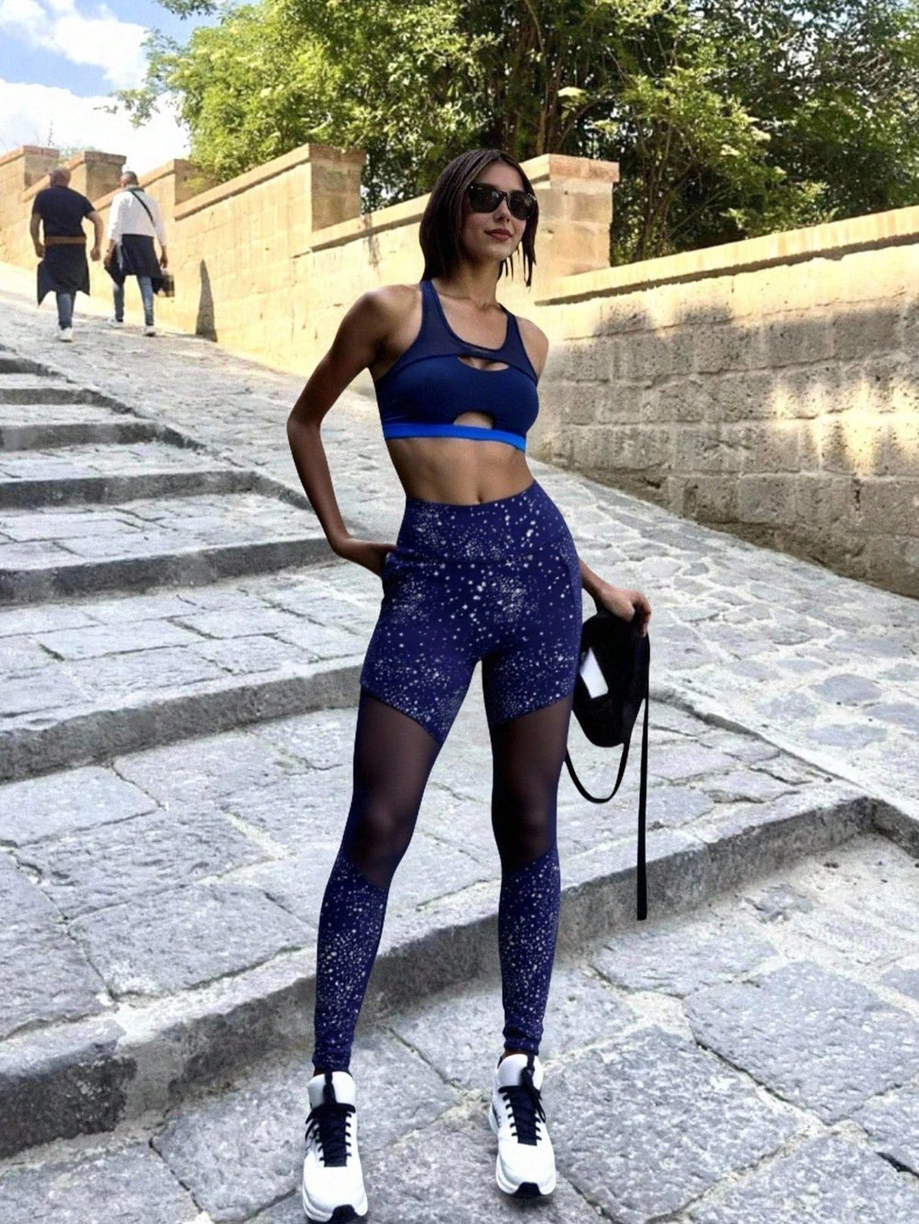 Calça Legging Fashion Brilho Estelar com Bolsos e Tule