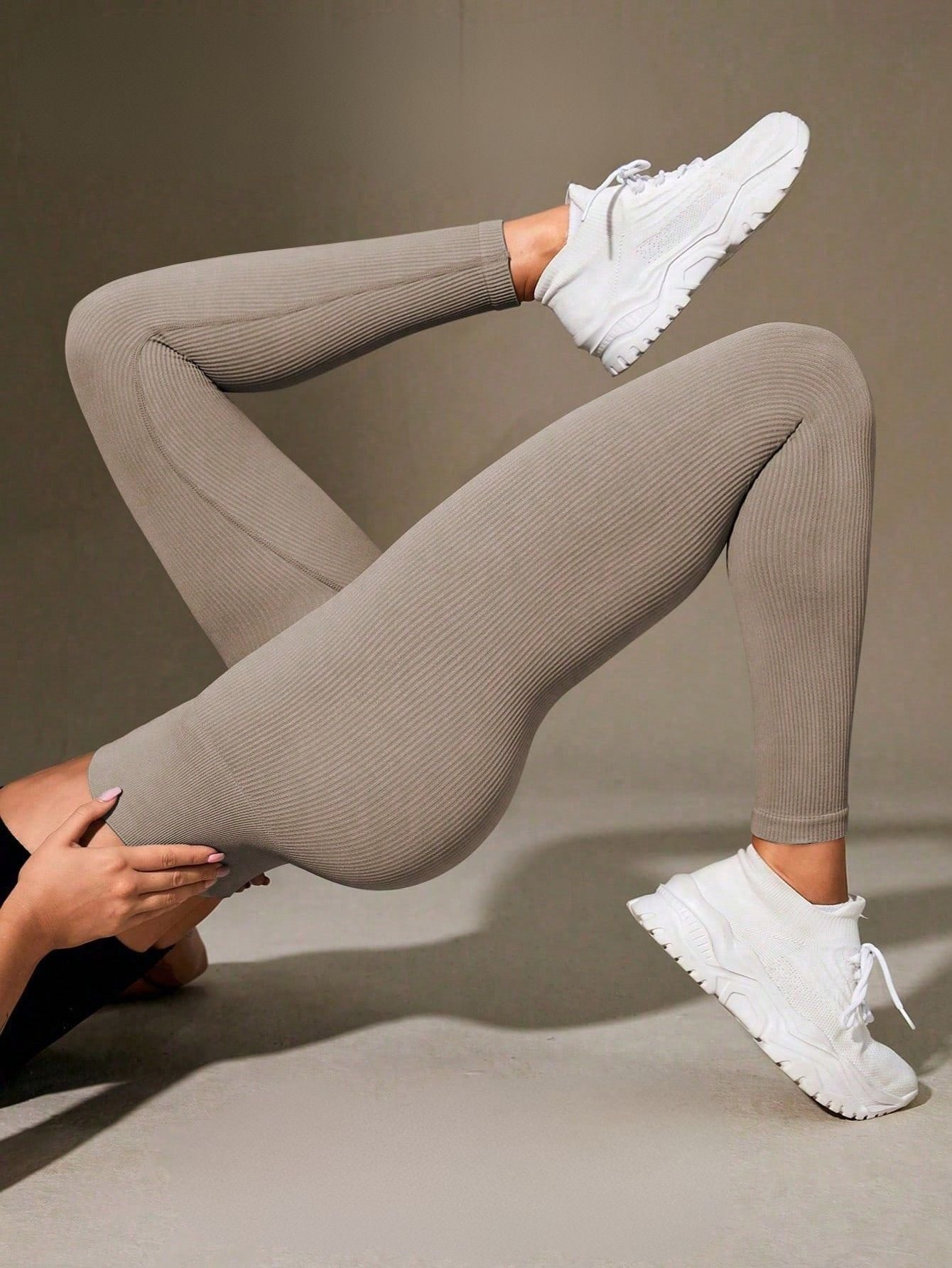 Calça Legging Básica Sem Costura Toque de Segunda Pele
