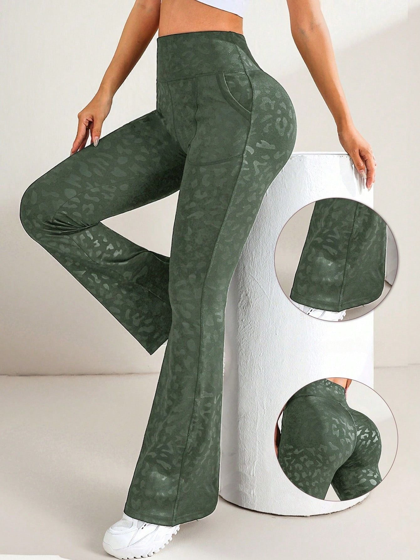 Calça Legging Flare Fitness Estampada Com Bolsos Laterais